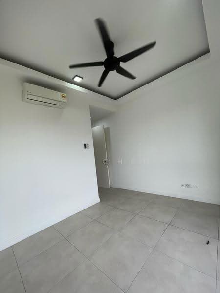 Service Residence for Sale at Sky Meridien - SC Chen - Interior - PropertyGuru.com.my