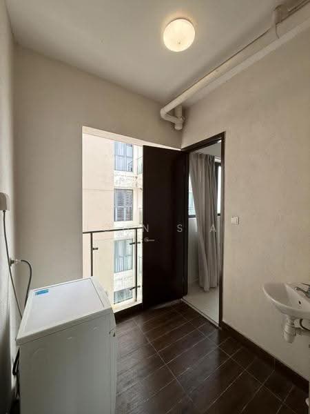 Condominium for Sale at Royal Strand @ Country Garden Danga Bay - John Sia - Balcony - PropertyGuru.com.my