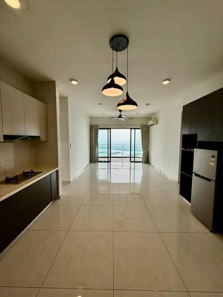 Condominium for Sale at Royal Strand @ Country Garden Danga Bay - John Sia - Kitchen - PropertyGuru.com.my