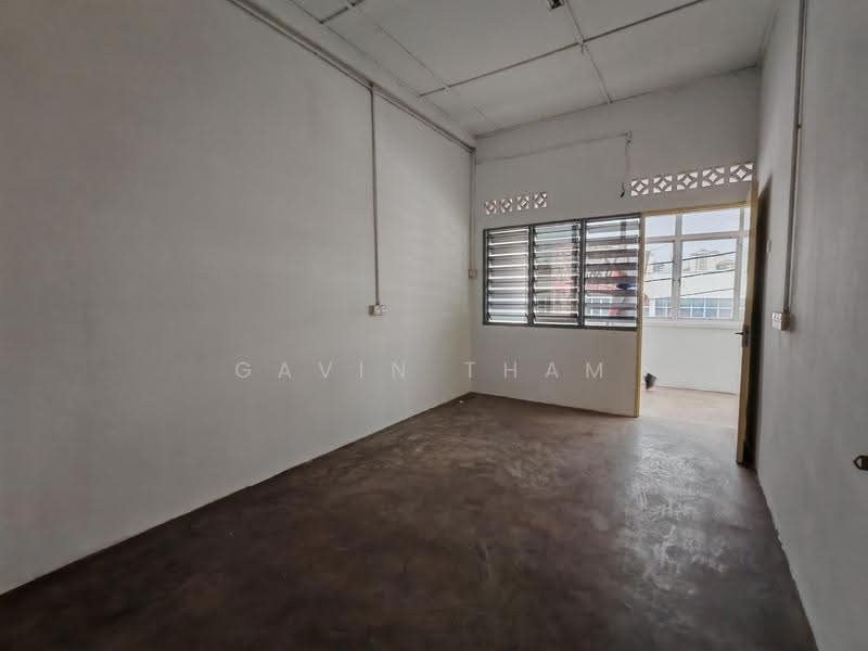 Shop / Office for Rent in Taman Overseas Union (Taman Oug) (Jalan Klang Lama (Old Klang Road)) - Gavin Tham - Interior - PropertyGuru.com.my