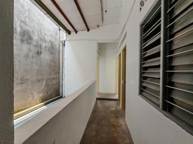 Shop / Office for Rent in Taman Overseas Union (Taman Oug) (Jalan Klang Lama (Old Klang Road)) - Gavin Tham - Corridor - PropertyGuru.com.my