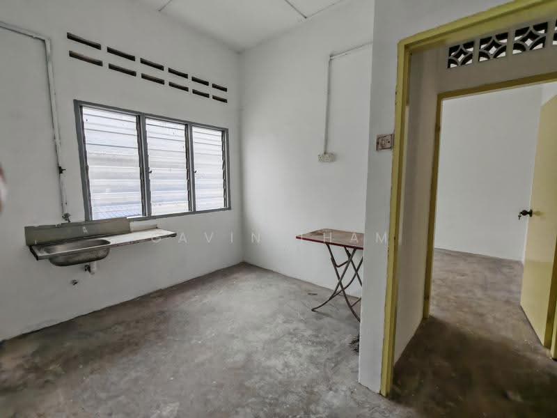 Shop / Office for Rent in Taman Overseas Union (Taman Oug) (Jalan Klang Lama (Old Klang Road)) - Gavin Tham - Interior - PropertyGuru.com.my