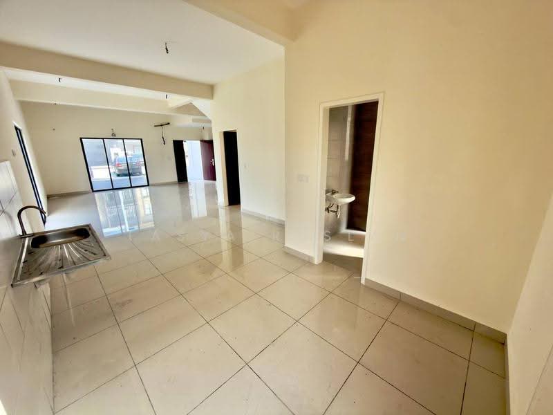 3-storey Terraced House for Sale in Ukay Bistari (Ulu Kelang) - Tasya Ruslan - Interior - PropertyGuru.com.my