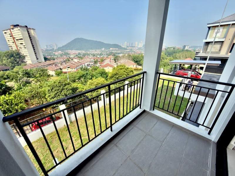 3-storey Terraced House for Sale in Ukay Bistari (Ulu Kelang) - Tasya Ruslan - Balcony - PropertyGuru.com.my