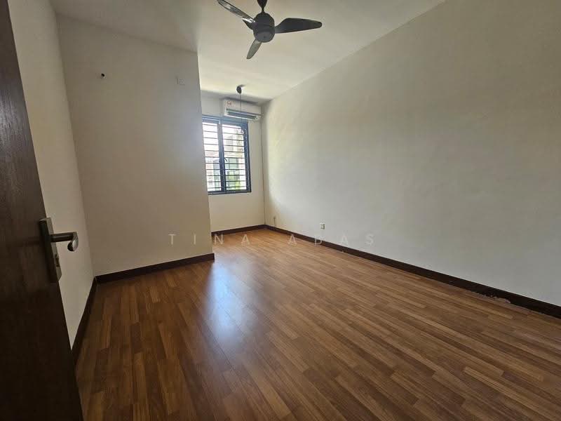 2-storey Terraced House for Sale in Denai Alam (Shah Alam) - Tina Abas - Interior - PropertyGuru.com.my