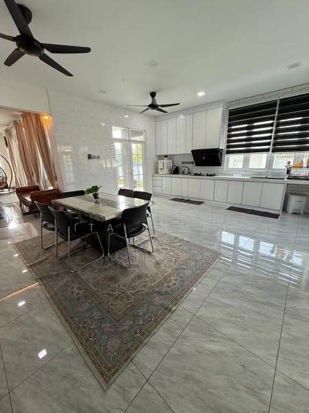 Bungalow House untuk Dijual di Bandar Mahkota Cheras (Cheras) - ITA AHMAT - Kitchen - PropertyGuru.com.my