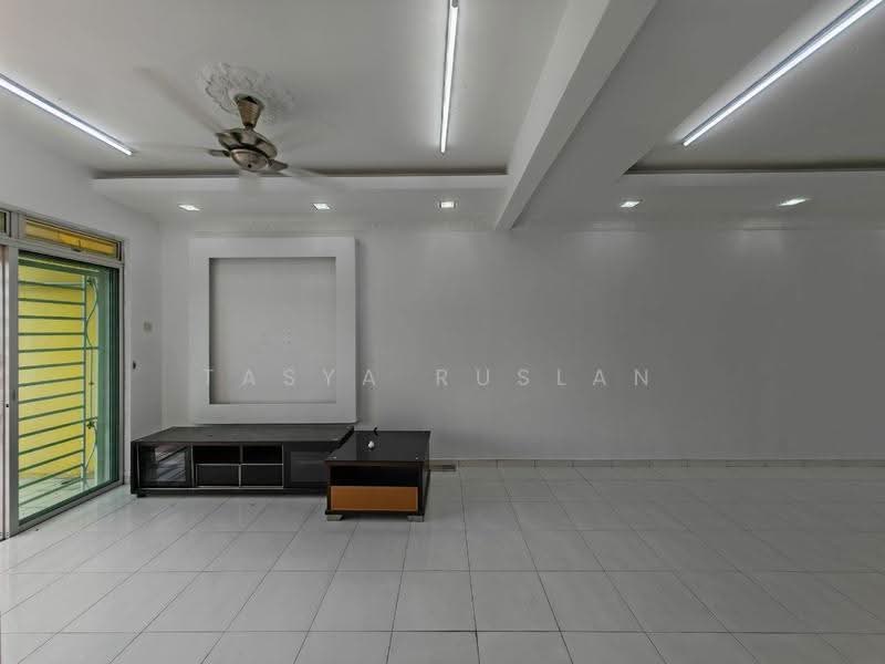 Pangsapuri untuk Dijual di Desajaya Villa - Tasya Ruslan - PropertyGuru.com.my