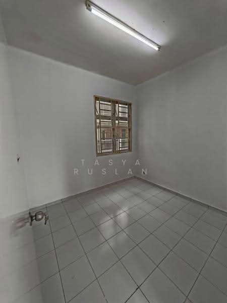 Pangsapuri untuk Dijual di Desajaya Villa - Tasya Ruslan - PropertyGuru.com.my