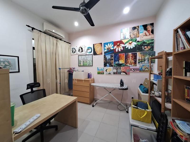 2-storey Terraced House for Sale in Bandar Puteri Puchong (Puchong) - Shanice Low - Study - PropertyGuru.com.my
