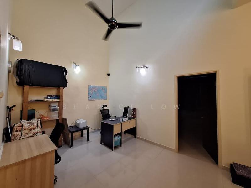 2-storey Terraced House for Sale in Bandar Puteri Puchong (Puchong) - Shanice Low - Study - PropertyGuru.com.my