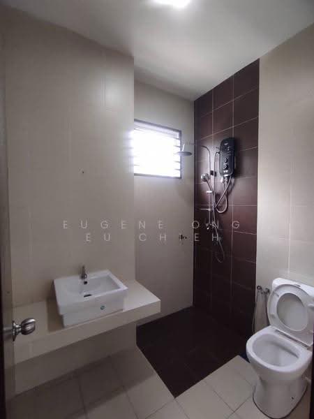Rumah Berkembar untuk Disewa di Jenjarom (Selangor) - Eugene Ong Eu chieh - Bathroom - PropertyGuru.com.my