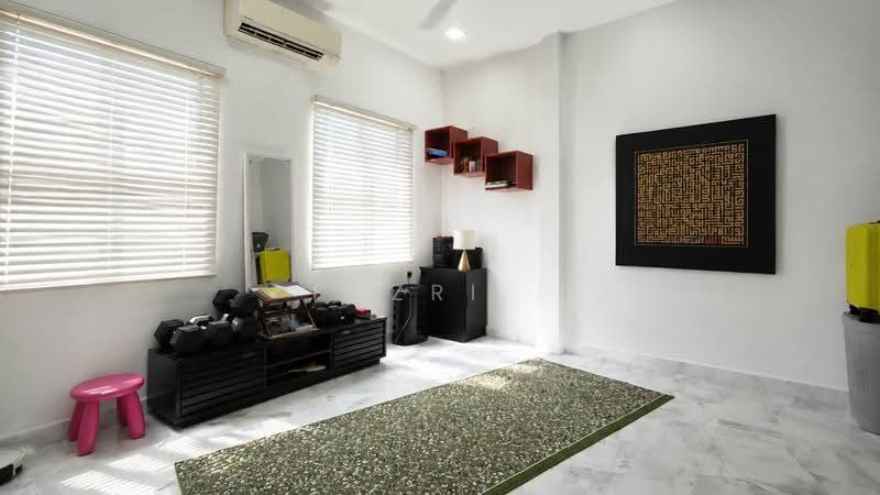 Bungalow House for Sale in Seksyen 8 (Shah Alam) - Fazri . - Gym - PropertyGuru.com.my