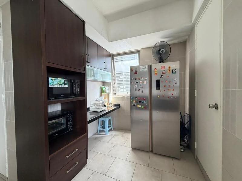 Condominium for Sale at 2 Hampshire - Mr Wan - Kitchen - PropertyGuru.com.my