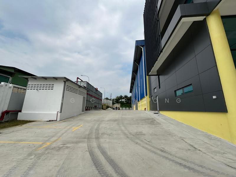 Kilang untuk Disewa di Kawasan Perindustrian Balakong (Balakong) - Ong Chee Yong - Exterior - PropertyGuru.com.my