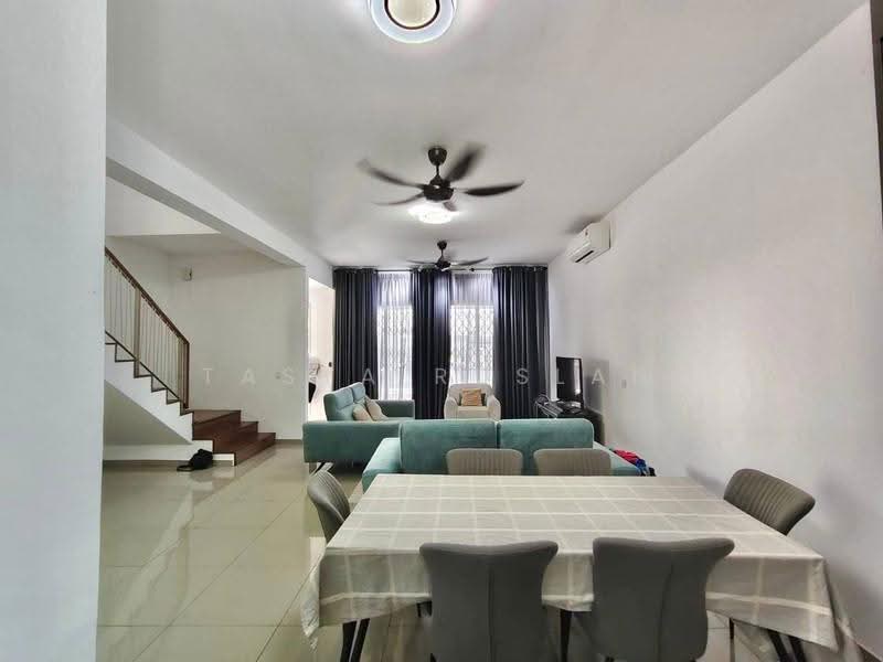 Rumah Teres 2-Tingkat untuk Dijual di Taman Sepang (Sepang) - Tasya Ruslan - PropertyGuru.com.my