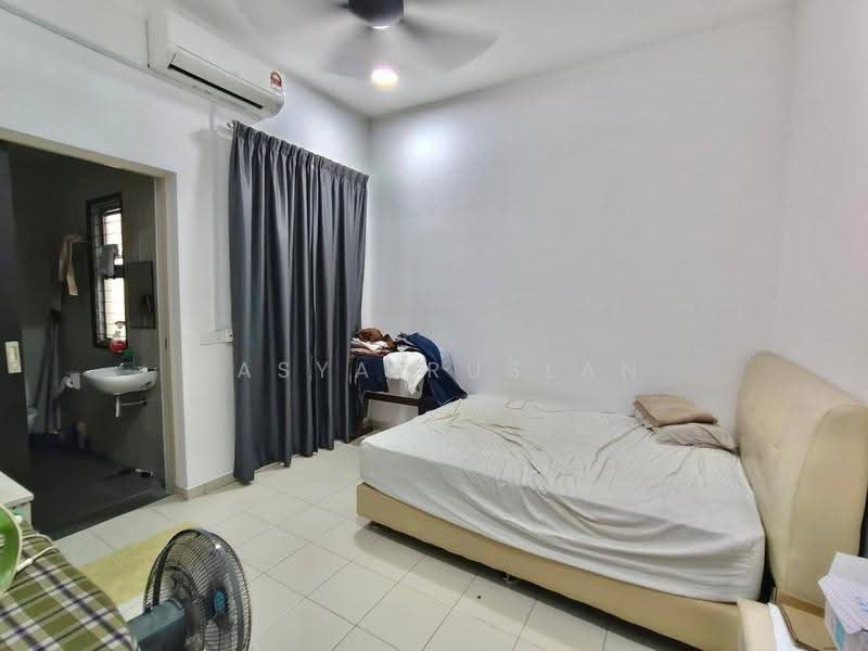 Rumah Teres 2-Tingkat untuk Dijual di Taman Sepang (Sepang) - Tasya Ruslan - PropertyGuru.com.my