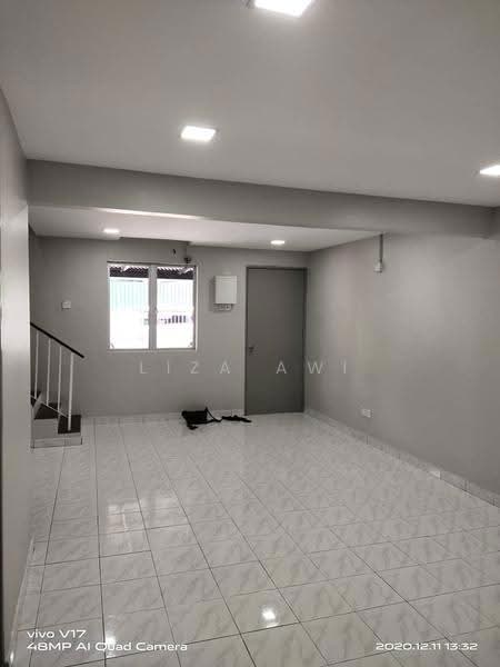 2-storey Terraced House for Sale in Taman Perindustrian Puchong (Puchong) - Liza Awi - Interior - PropertyGuru.com.my