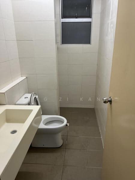 Service Residence for Sale at Platinum Lake PV 21 - Ling Zi Kang - Bathroom - PropertyGuru.com.my