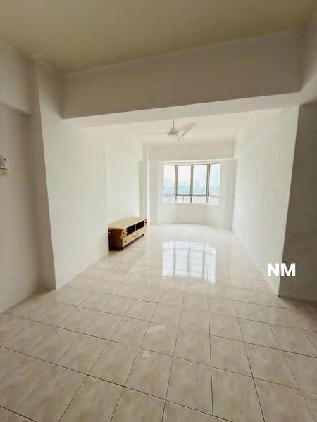 Kondominium untuk Disewa di Menara KLH Puchong - Lee Yuqi - Living Room - PropertyGuru.com.my