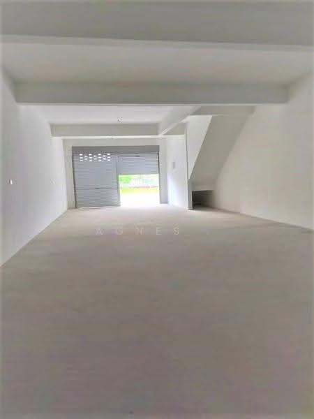 Shop for Sale in Taman Indahpura (Kulai) - Agnes . - Interior - PropertyGuru.com.my