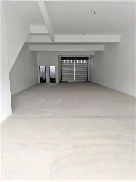 Shop for Sale in Taman Indahpura (Kulai) - Agnes . - Interior - PropertyGuru.com.my