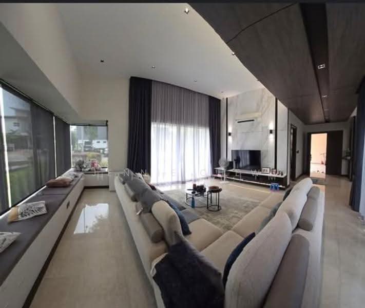 Bungalow House for Sale in Setia Eco Park (Setia Alam) - Jennie Chew - Living Room - PropertyGuru.com.my