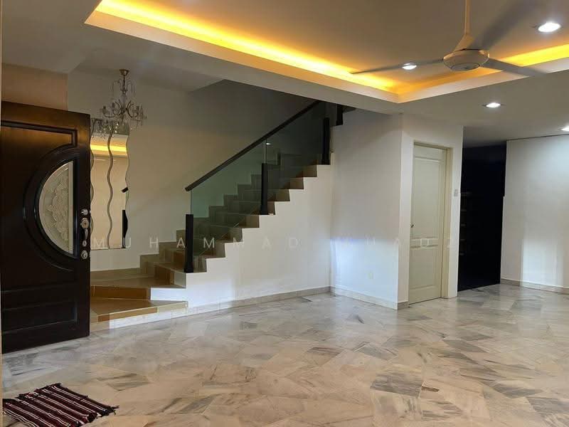 2-storey Terraced House for Rent in Pantai (Kuala Lumpur) - Muhammad Muadz - Entrance - PropertyGuru.com.my