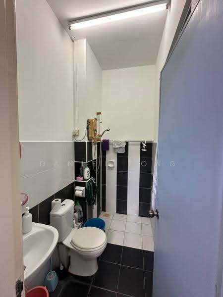 1.5-storey Terraced House for Sale in Bukit Indah (Iskandar Puteri (Nusajaya)) - Daniel Yong - Bathroom - PropertyGuru.com.my