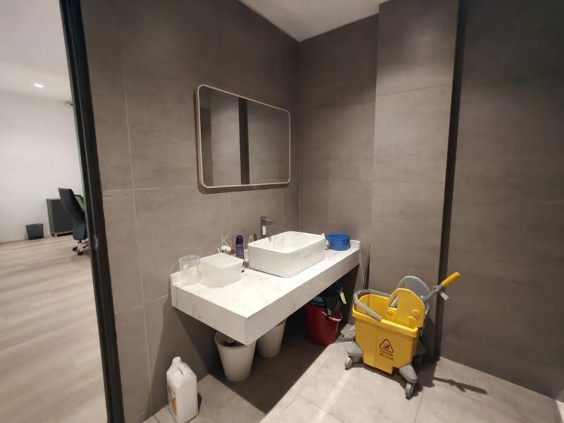 Shop / Office untuk Disewa di Pjs 11 (Sunway) - Kam Chun Hoe - Bathroom - PropertyGuru.com.my