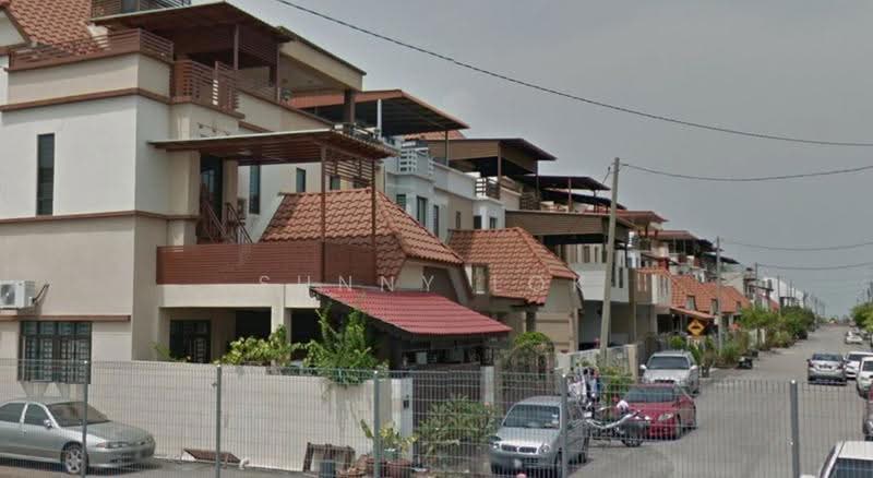 Rumah Teres 3-Tingkat untuk Dijual di Taman Bayu Aman (Butterworth) - Sunny Lok - Exterior - PropertyGuru.com.my