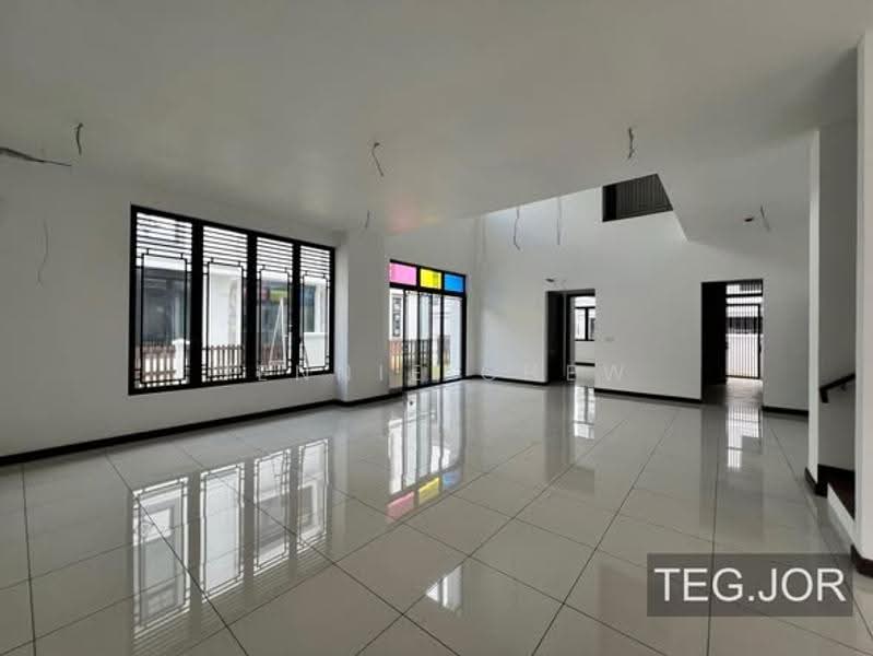 Semi-Detached House for Sale in Setia Eco Park (Setia Alam) - Jennie Chew - Living Room - PropertyGuru.com.my