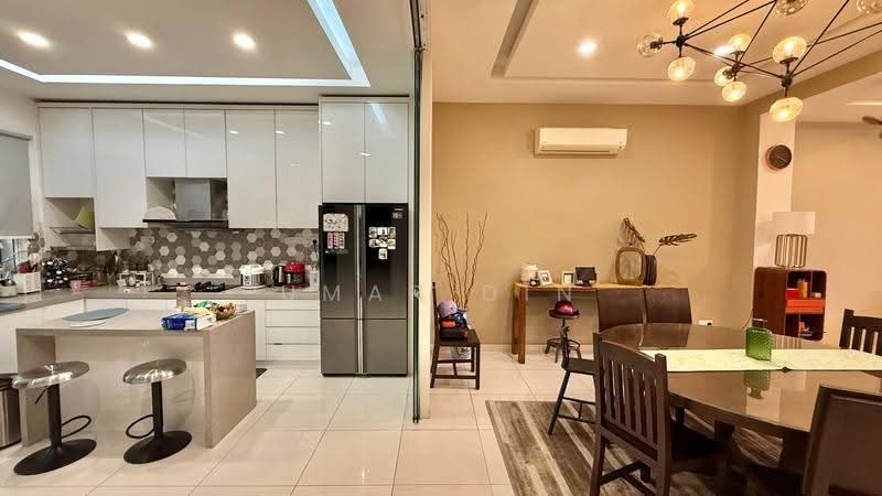 Rumah Teres 2-Tingkat untuk Dijual di D'Kayangan (Shah Alam) - Umar Din - Kitchen - PropertyGuru.com.my