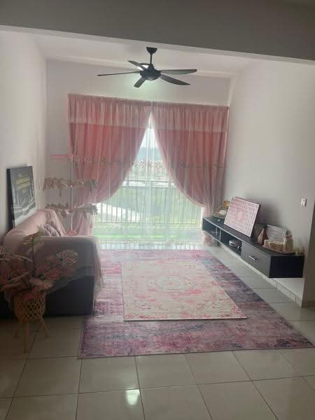 Pangsapuri untuk Disewa di Idaman Abadi - Lee Yuqi - Living Room - PropertyGuru.com.my
