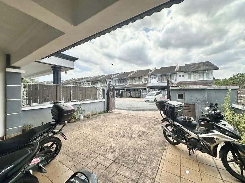 Rumah Teres 2-Tingkat untuk Dijual di U12, Taman Desa Alam (Shah Alam) - Syafiq Sharifudin - PropertyGuru.com.my