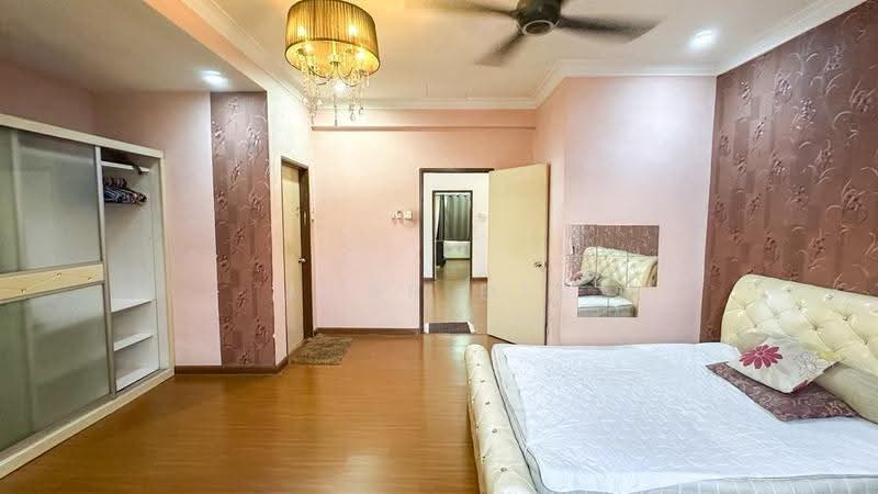 Rumah Teres untuk Dijual di Shah Alam (Selangor) - Umar Din - Bedroom - PropertyGuru.com.my