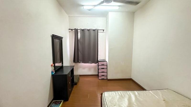 Rumah Teres untuk Dijual di Shah Alam (Selangor) - Umar Din - Bedroom - PropertyGuru.com.my