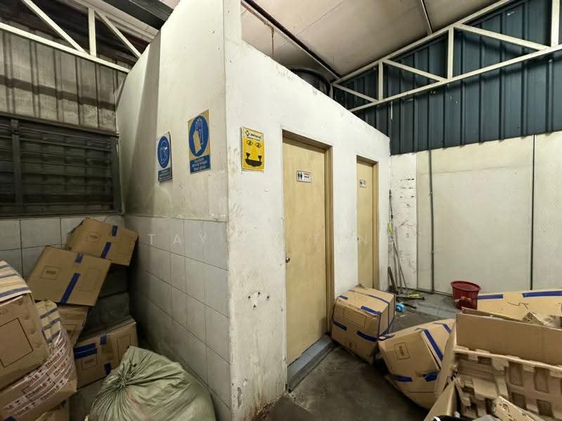 Factory for Rent in Masai (Johor) - Tay Ai Ting - Bathroom - PropertyGuru.com.my