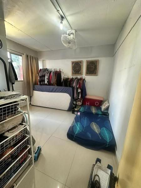 Flat for Sale at Flat Sri Kota - Chris Choo - Bedroom - PropertyGuru.com.my