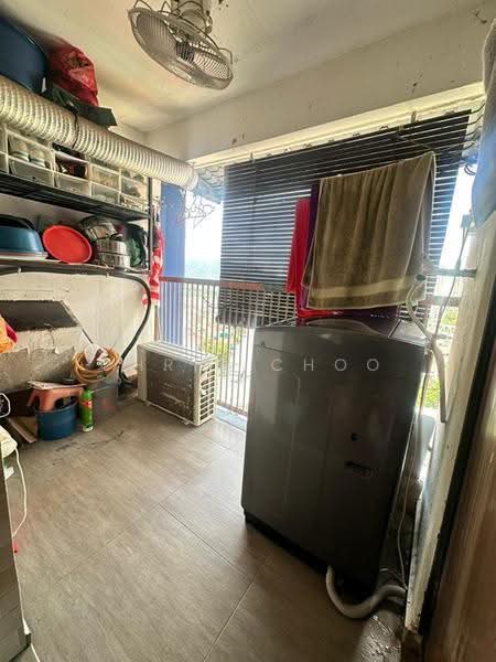 Flat for Sale at Flat Sri Kota - Chris Choo - Balcony - PropertyGuru.com.my