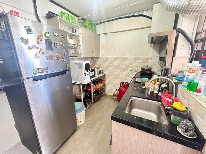 Flat for Sale at Flat Sri Kota - Chris Choo - Kitchen - PropertyGuru.com.my