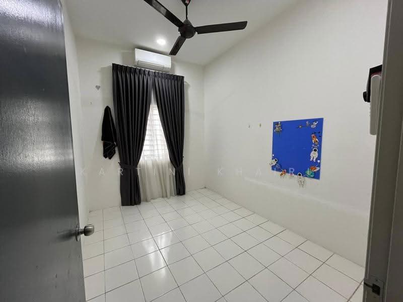 Rumah Berkembar untuk Dijual di Kampung Batu 9 Kebun Baru (Telok Panglima Garang) - Kartini Khairi - Interior - PropertyGuru.com.my