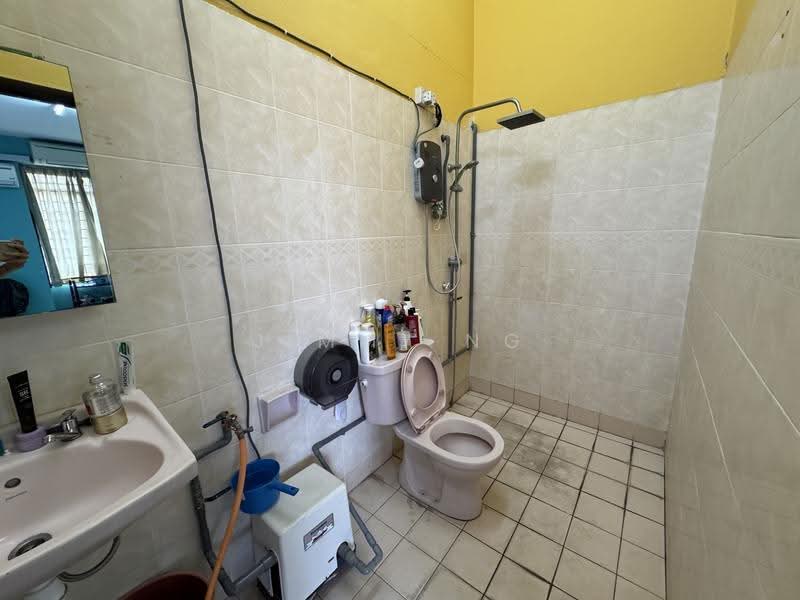 2-storey Terraced House for Sale in Bandar Damai Perdana (Cheras) - Jimmy Ng - Bathroom - PropertyGuru.com.my