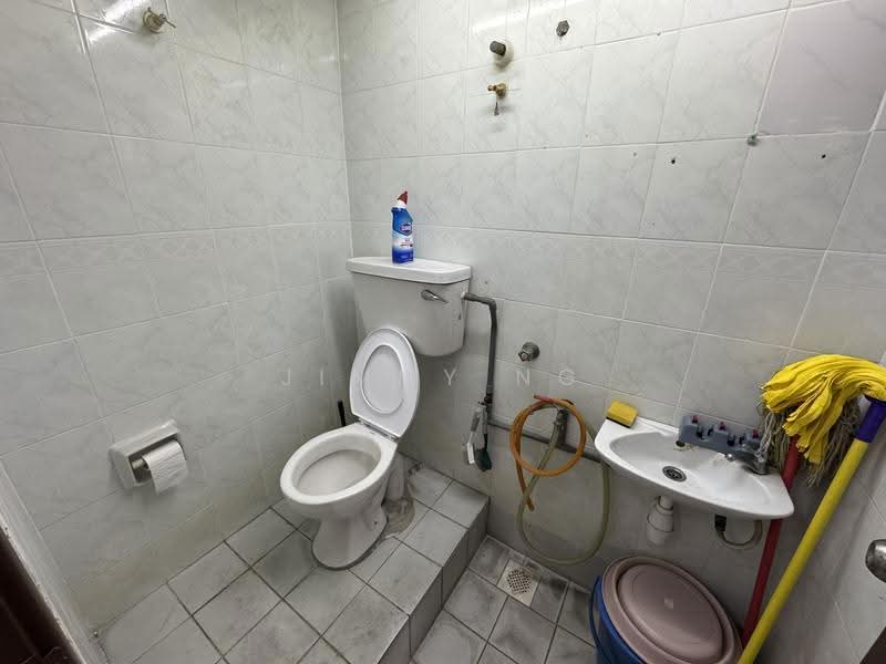 2-storey Terraced House for Sale in Bandar Damai Perdana (Cheras) - Jimmy Ng - Bathroom - PropertyGuru.com.my