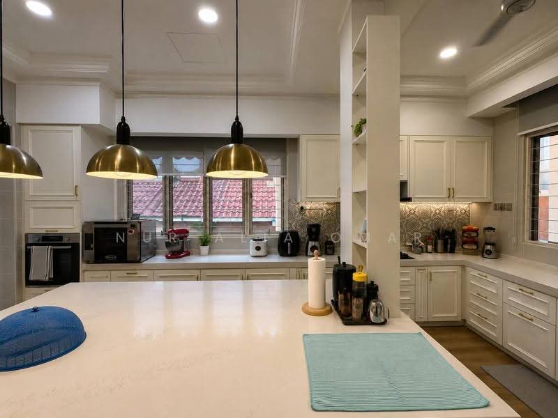 Rumah Berkembar untuk Dijual di Bukit Jelutong (Shah Alam) - Nur Alia Omar - Kitchen - PropertyGuru.com.my