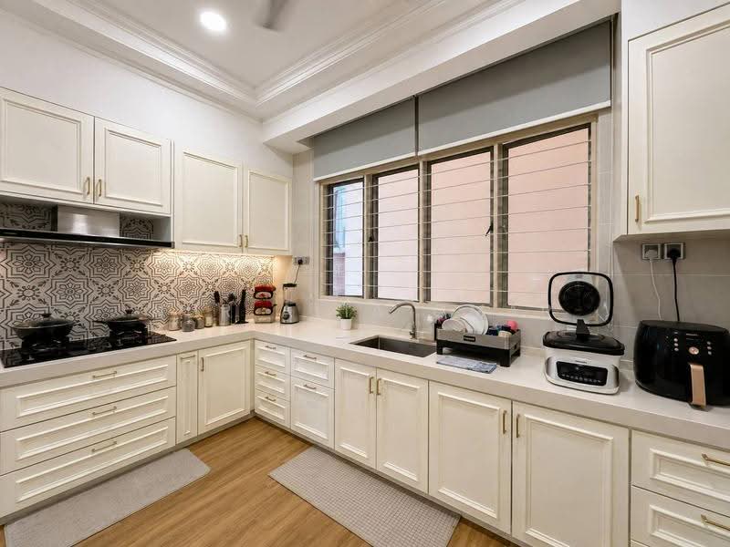 Rumah Berkembar untuk Dijual di Bukit Jelutong (Shah Alam) - Nur Alia Omar - Kitchen - PropertyGuru.com.my