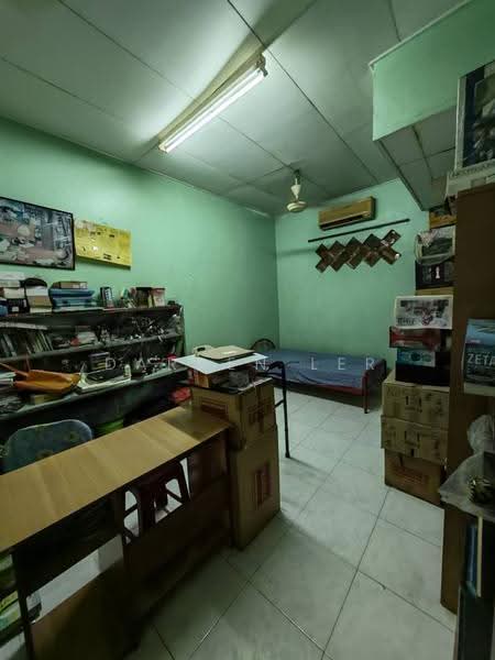 Rumah Teres 2-Tingkat untuk Dijual di Taman Puteri Wangsa (Ulu Tiram) - Darren Ler - PropertyGuru.com.my