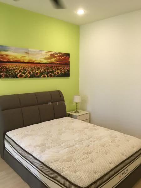 Kediaman Servis untuk Dijual di V Residence 3 @ Sunway Velocity - Rina . - Bedroom - PropertyGuru.com.my