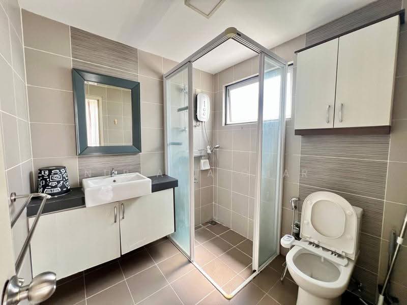 Service Residence for Sale at TTDI Adina - Nur Alia Omar - Bathroom - PropertyGuru.com.my