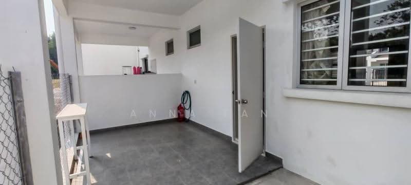 2-storey Terraced House for Rent in Bandar Rimbayu (Telok Panglima Garang) - Anna Tan - Exterior - PropertyGuru.com.my
