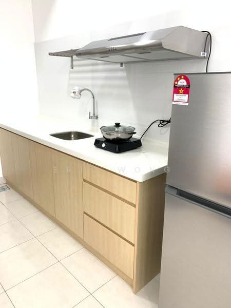 Kediaman Servis untuk Disewa di Tiara Imperio Residence - Eric Wong - Kitchen - PropertyGuru.com.my